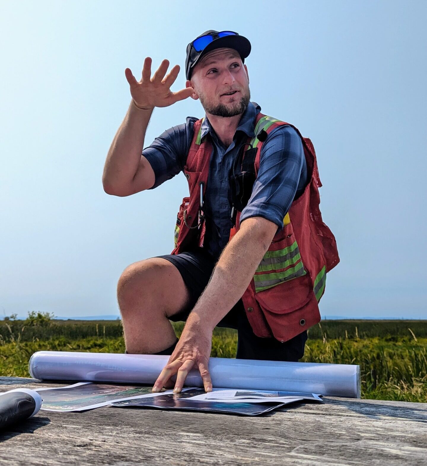 Eric briefing former CEO Michael Nadler at Sturgeon Bank.  Credit: DUC