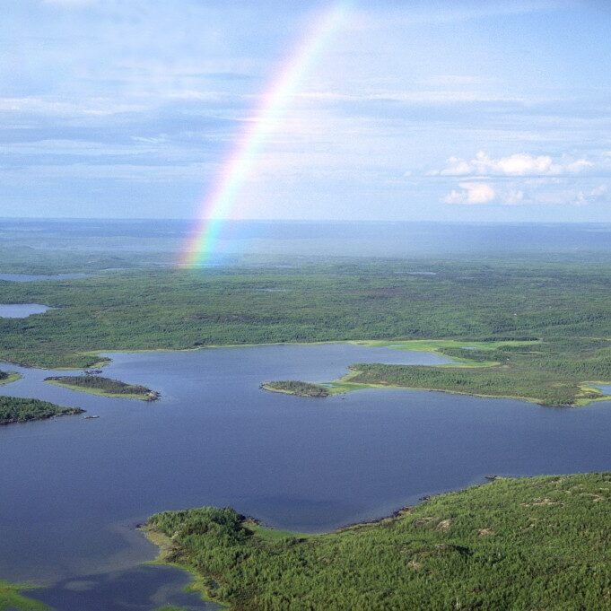 Machtans Taiga Lake